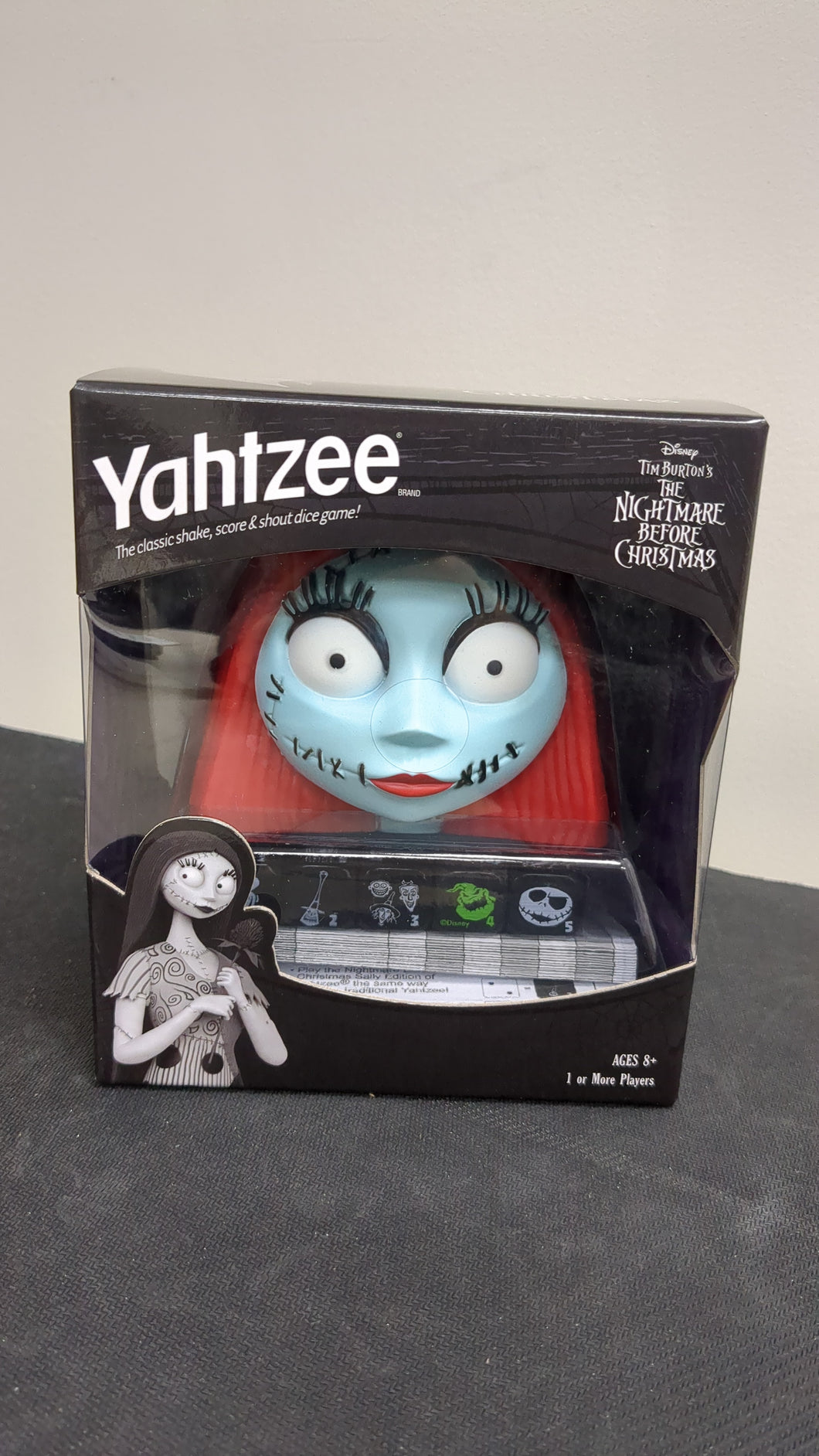 Disney Tim Burtons The Nightmare Before Christmas Yahtzee Sally Edition