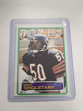 Load image into Gallery viewer, 1983 Topps Football Mike Singletary RC #38. (JH01)